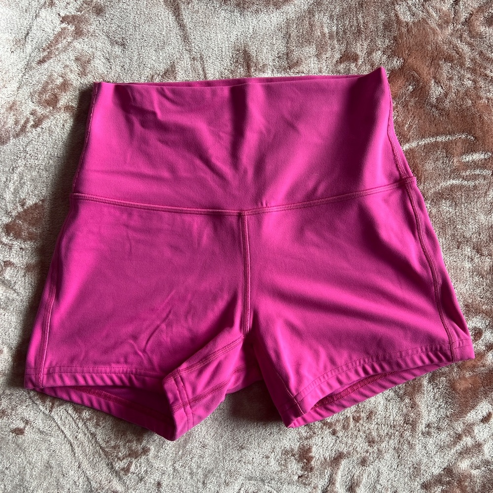 Lululemon Sonic Pink Align shorts 4”